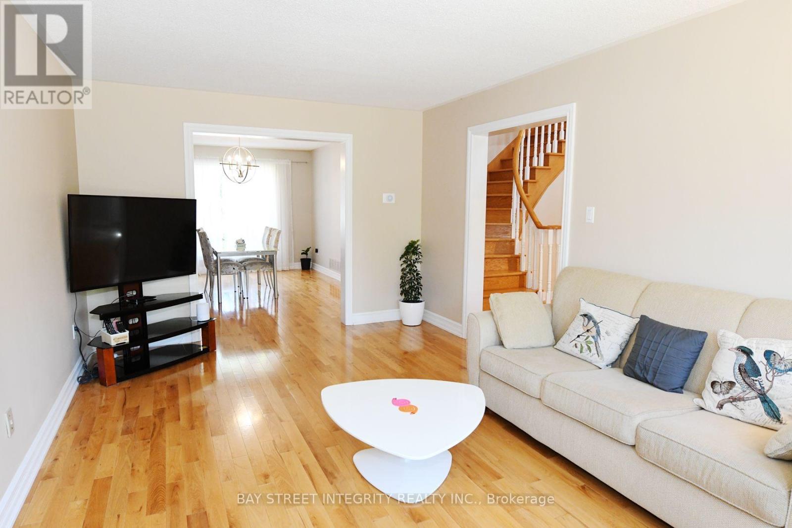 1213 Rosethorne Road, Oakville, Ontario L6M 1H5 - Photo 12 - W13547368