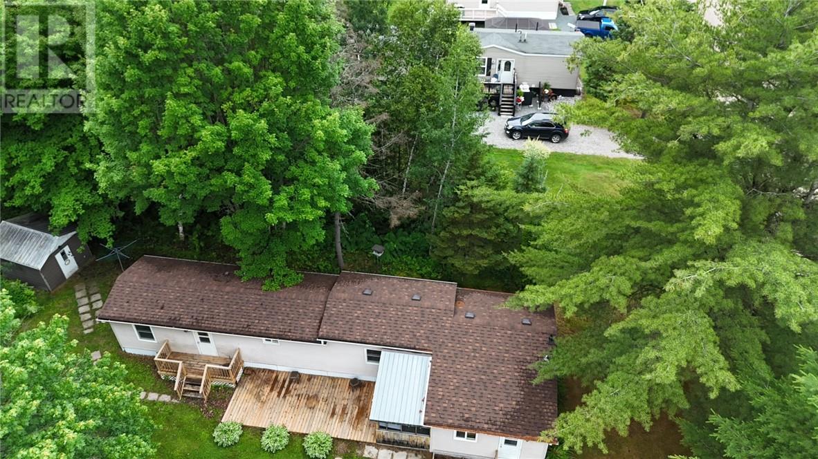 15 Pinewood, Massey, Ontario  P0P 1P0 - Photo 3 - 2129128
