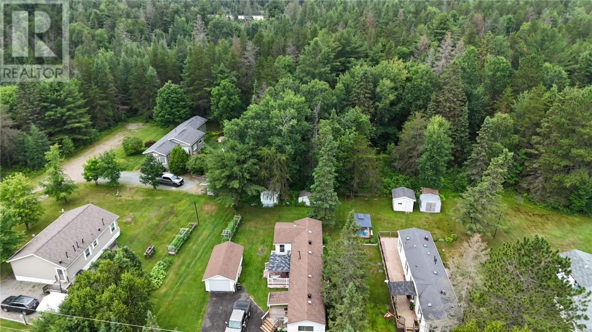 15 Pinewood, Massey, Ontario  P0P 1P0 - Photo 6 - 2129128