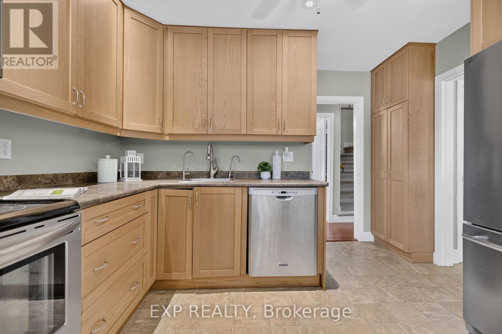 531 Philip Crescent, Cambridge, Ontario  N3H 2R4 - Photo 19 - X13547348