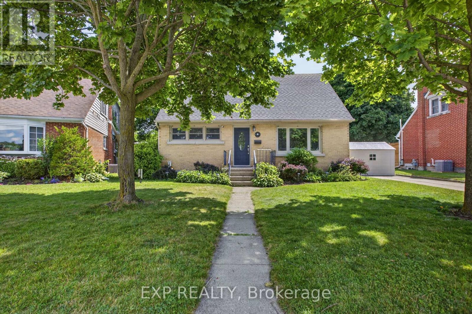 531 Philip Crescent, Cambridge, Ontario  N3H 2R4 - Photo 3 - X13547348