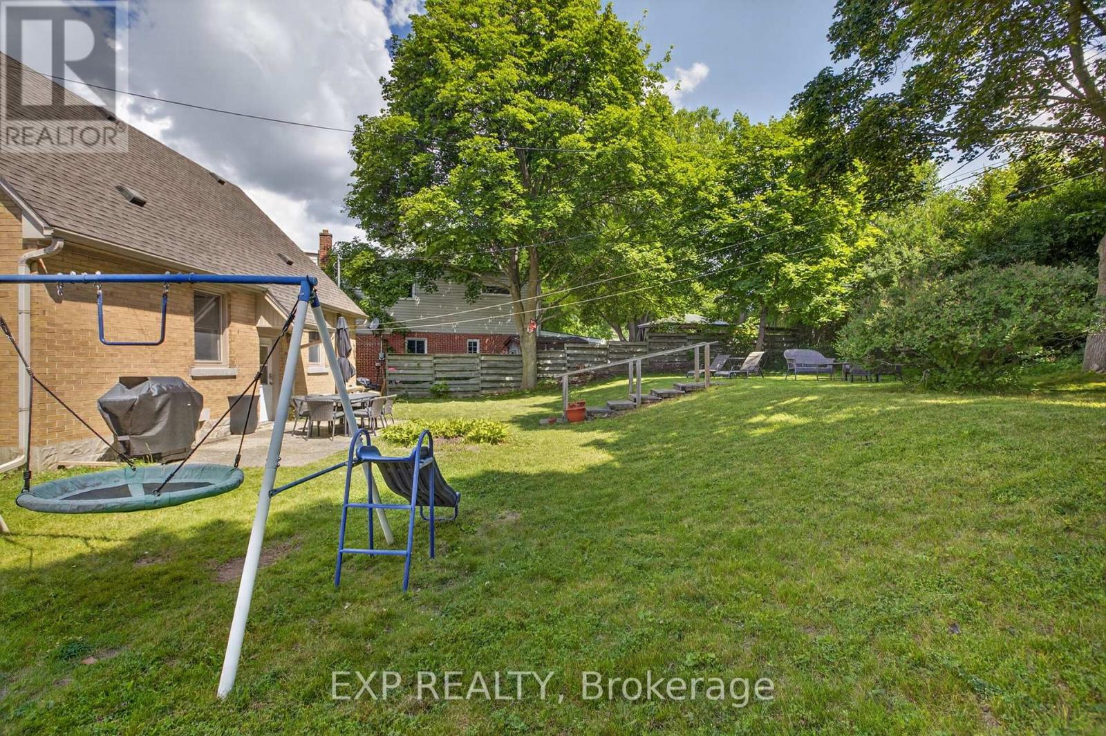 531 Philip Crescent, Cambridge, Ontario  N3H 2R4 - Photo 47 - X13547348