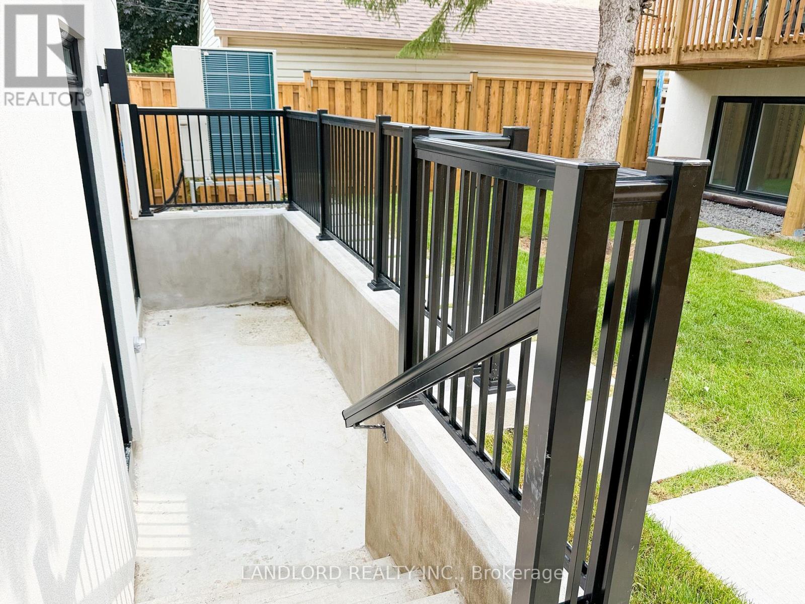 Garden - 104 Frankdale Avenue, Toronto, Ontario  M4J 4A3 - Photo 10 - E13524500