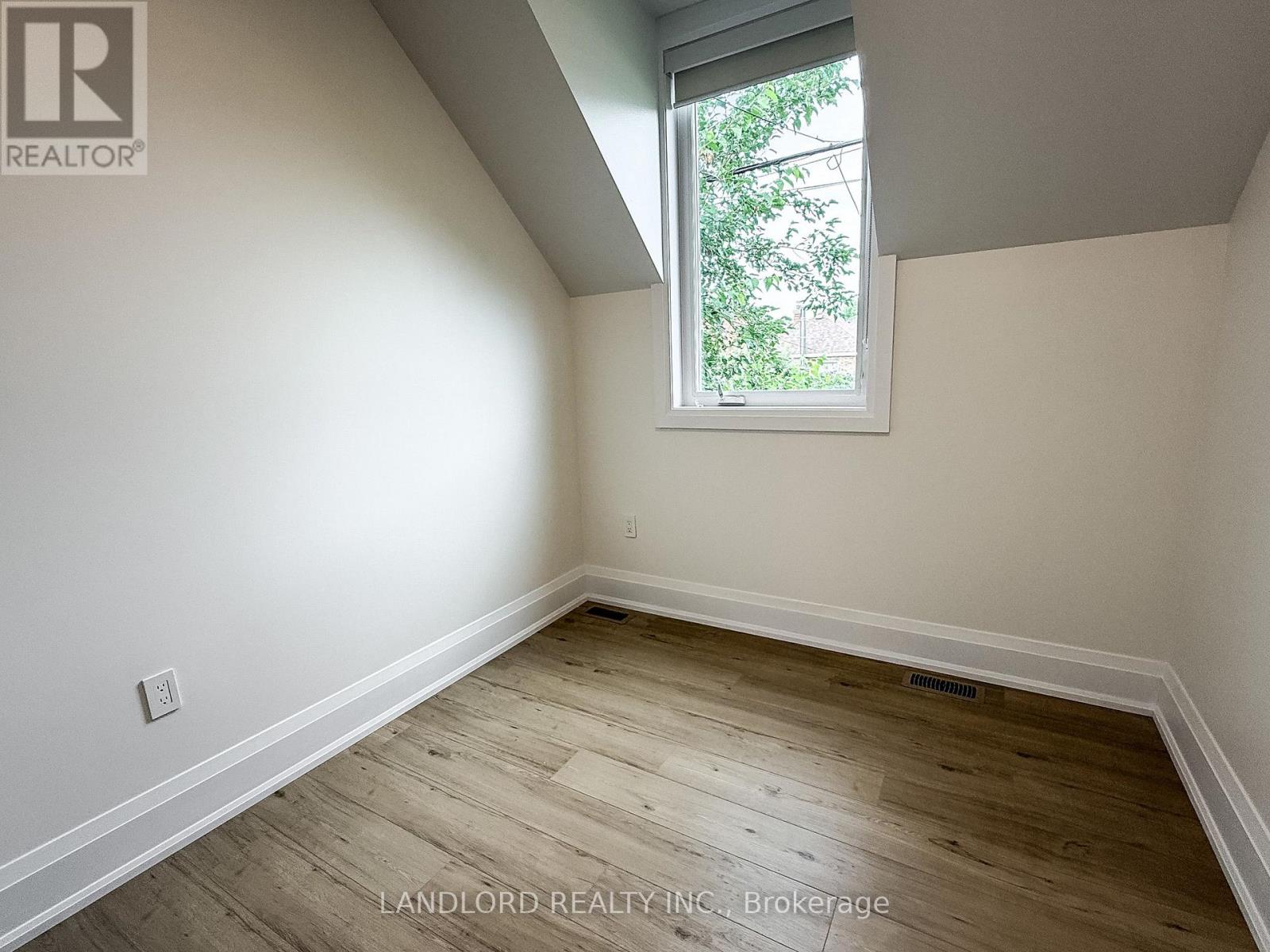 Garden - 104 Frankdale Avenue, Toronto, Ontario  M4J 4A3 - Photo 23 - E13524500