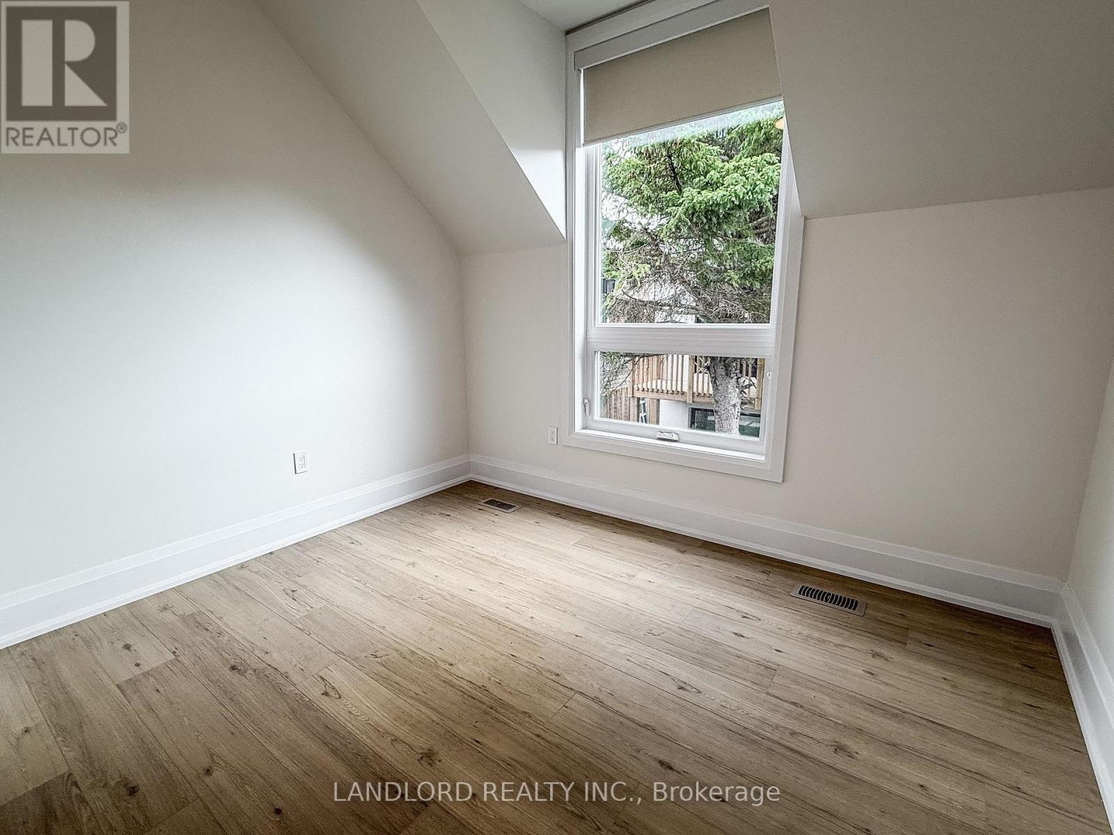 Garden - 104 Frankdale Avenue, Toronto, Ontario  M4J 4A3 - Photo 20 - E13524500