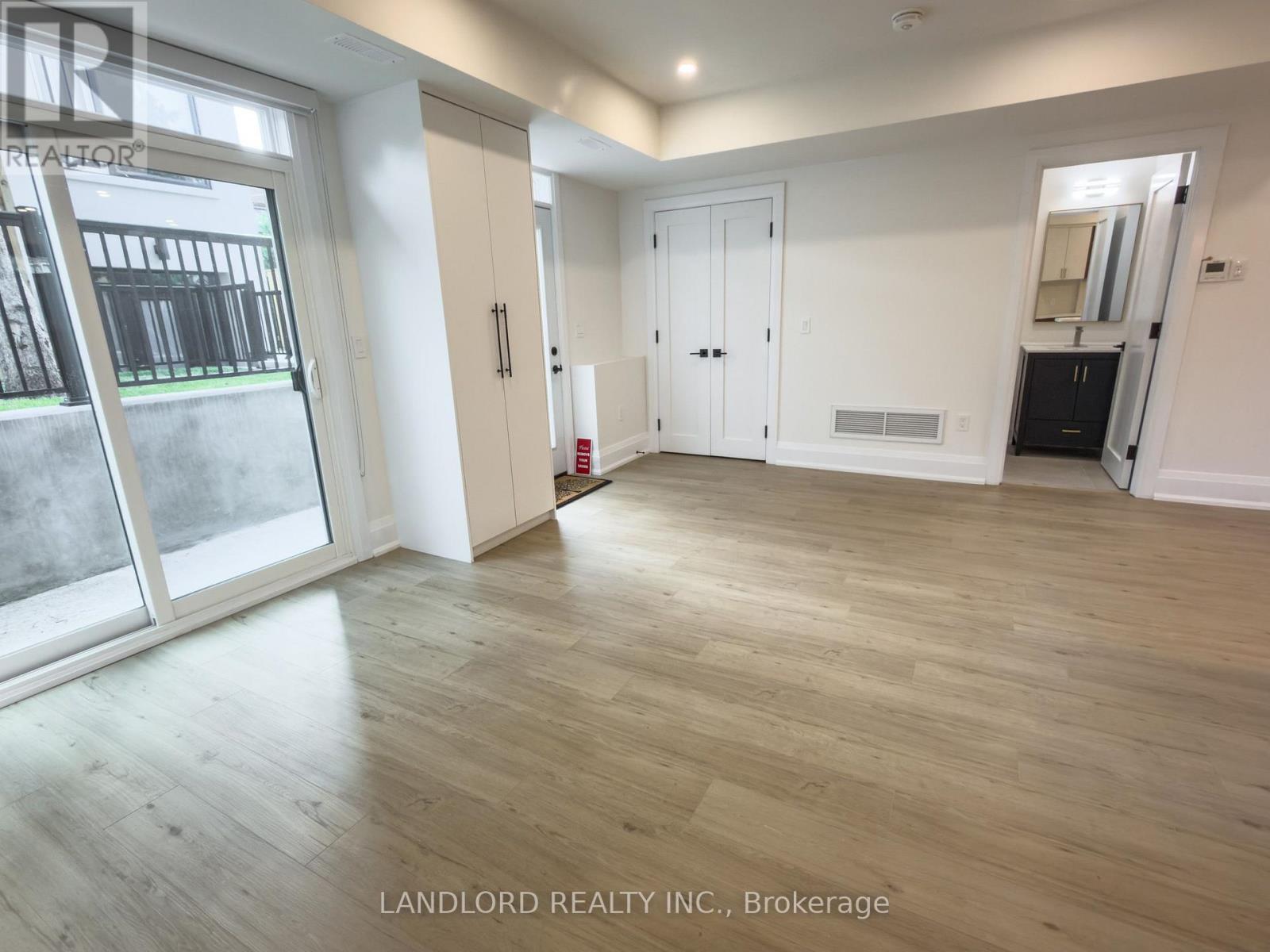 Garden - 104 Frankdale Avenue, Toronto, Ontario  M4J 4A3 - Photo 7 - E13524500
