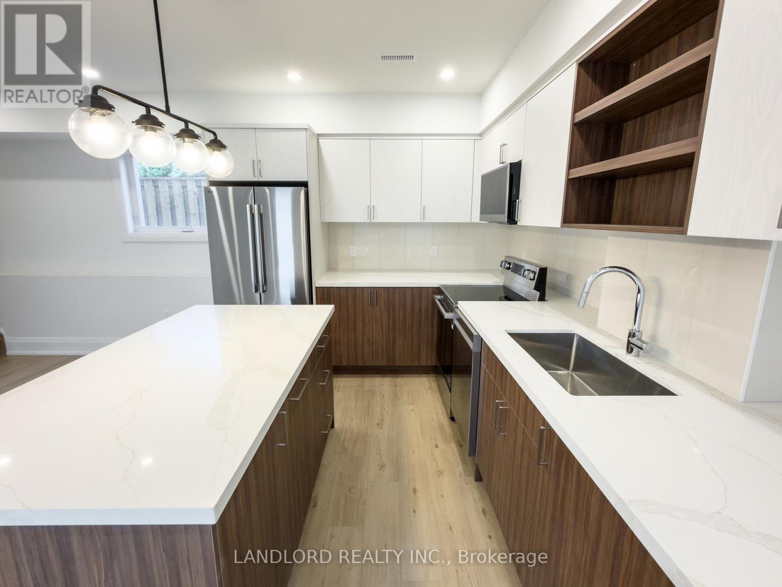 Garden - 104 Frankdale Avenue, Toronto, Ontario  M4J 4A3 - Photo 3 - E13524500