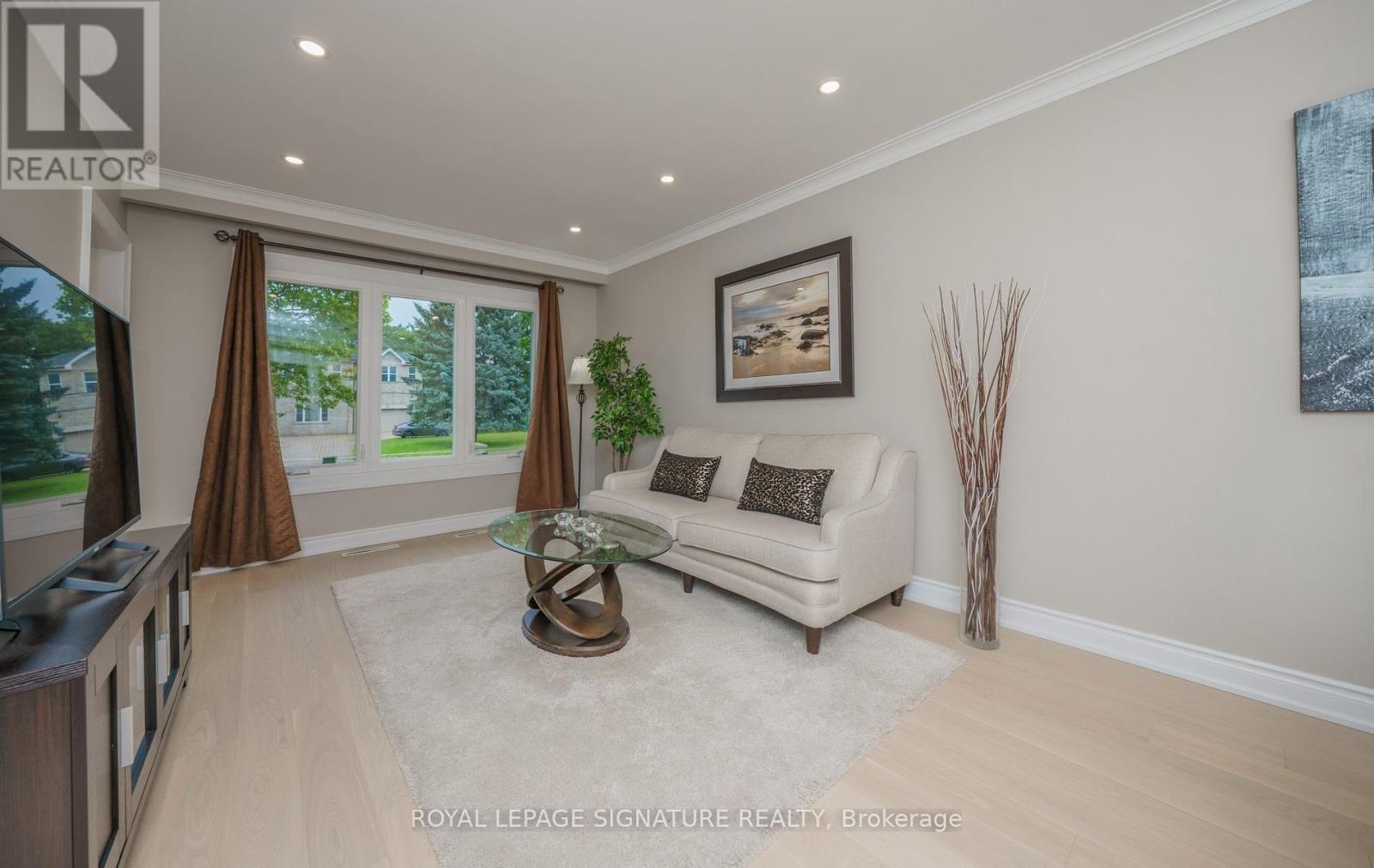60 Aragon Avenue, Toronto, Ontario  M1T 1X9 - Photo 6 - E13547144