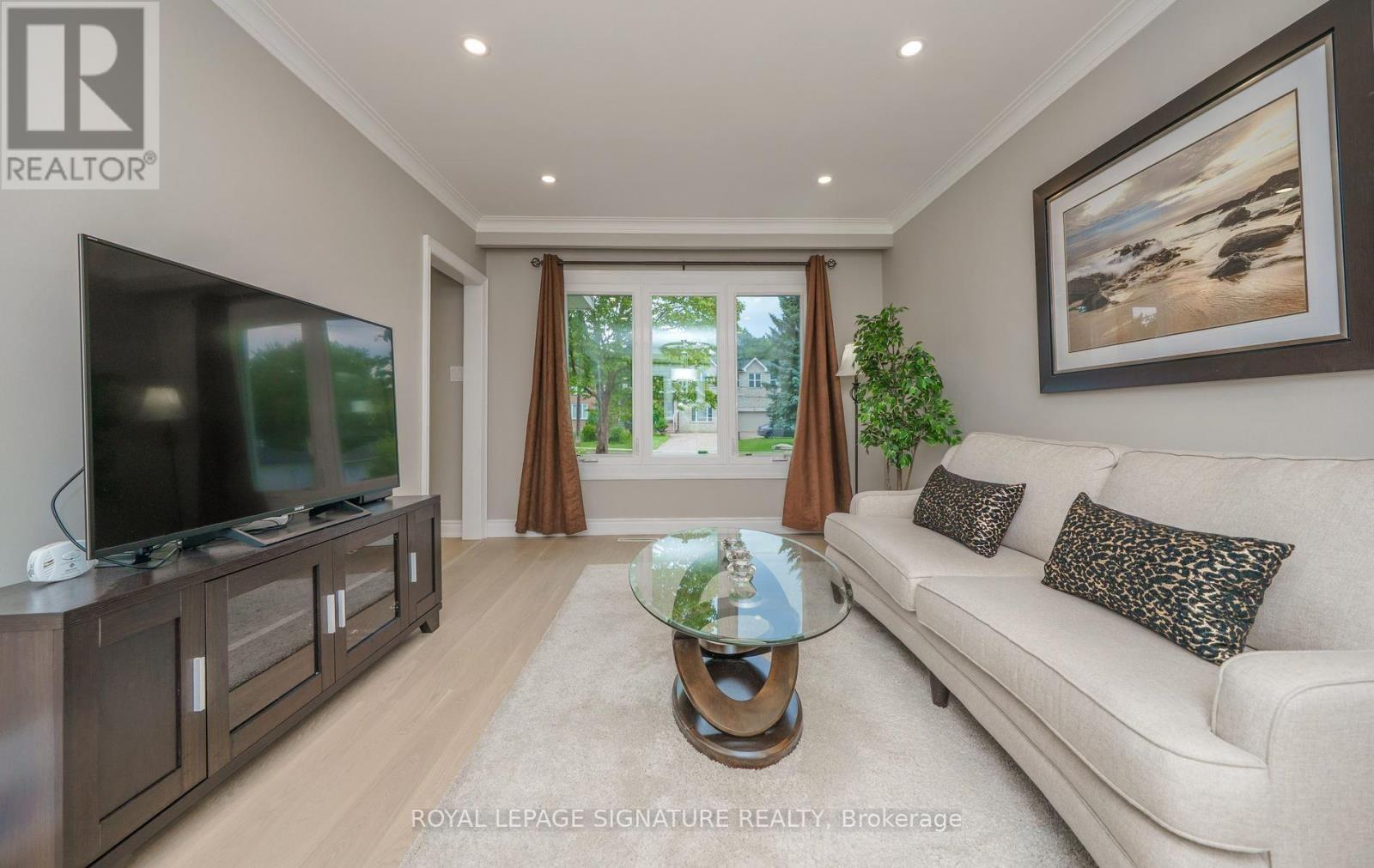 60 Aragon Avenue, Toronto, Ontario  M1T 1X9 - Photo 7 - E13547144