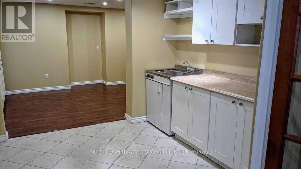 2031 Lumberman Lane, Oakville, Ontario L6M 2Z1 - Photo 24 - W13547004