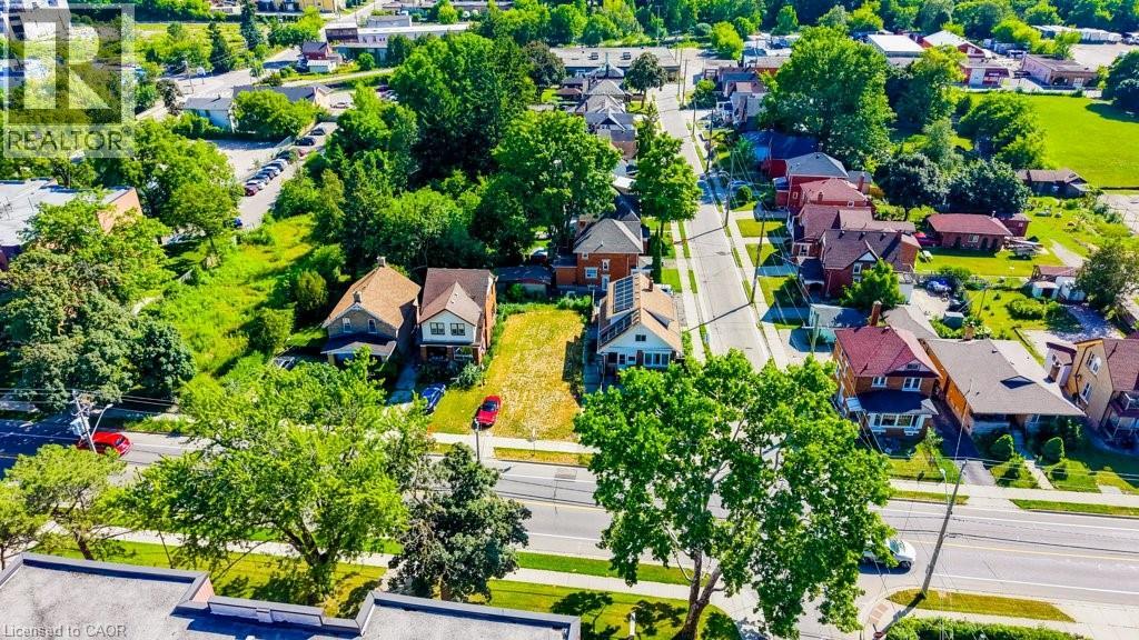153 COURTLAND Avenue E, Kitchener