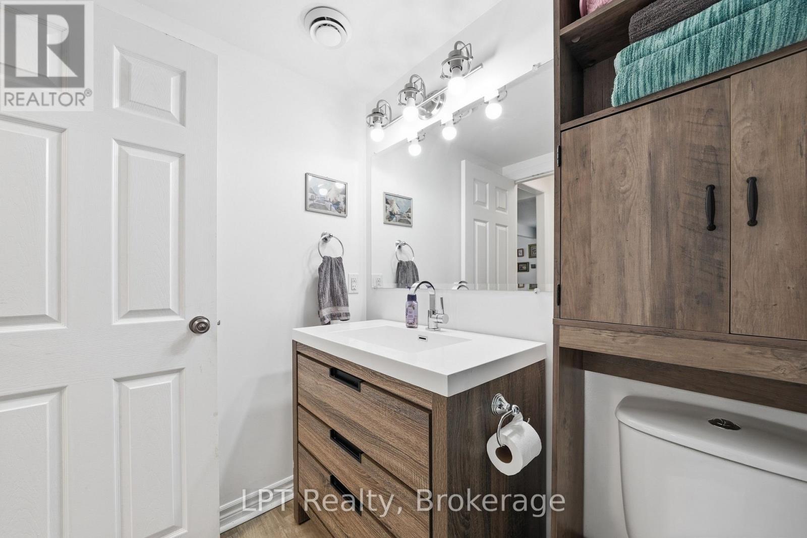 5a - 37 Lake Breeze Court, Prince Edward County, Ontario  K0K 3L0 - Photo 21 - X13547444