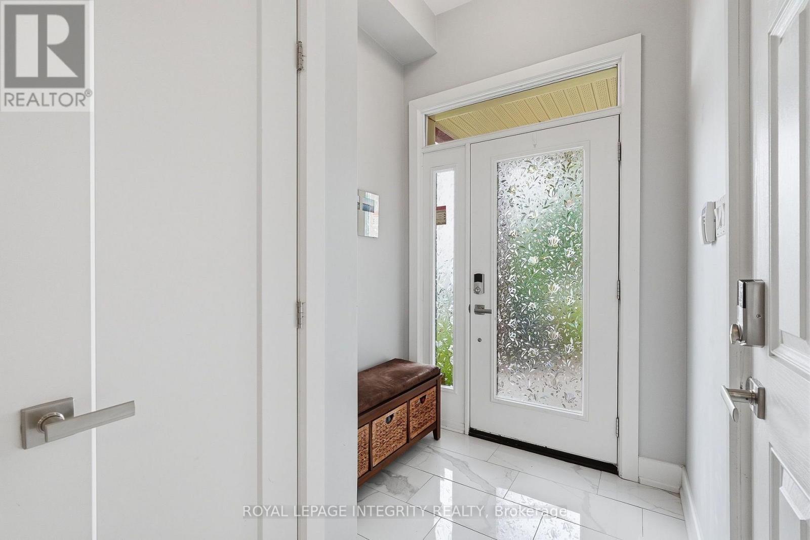 120 Kestrel Street, Ottawa, Ontario  K1T 0P8 - Photo 4 - X13547480
