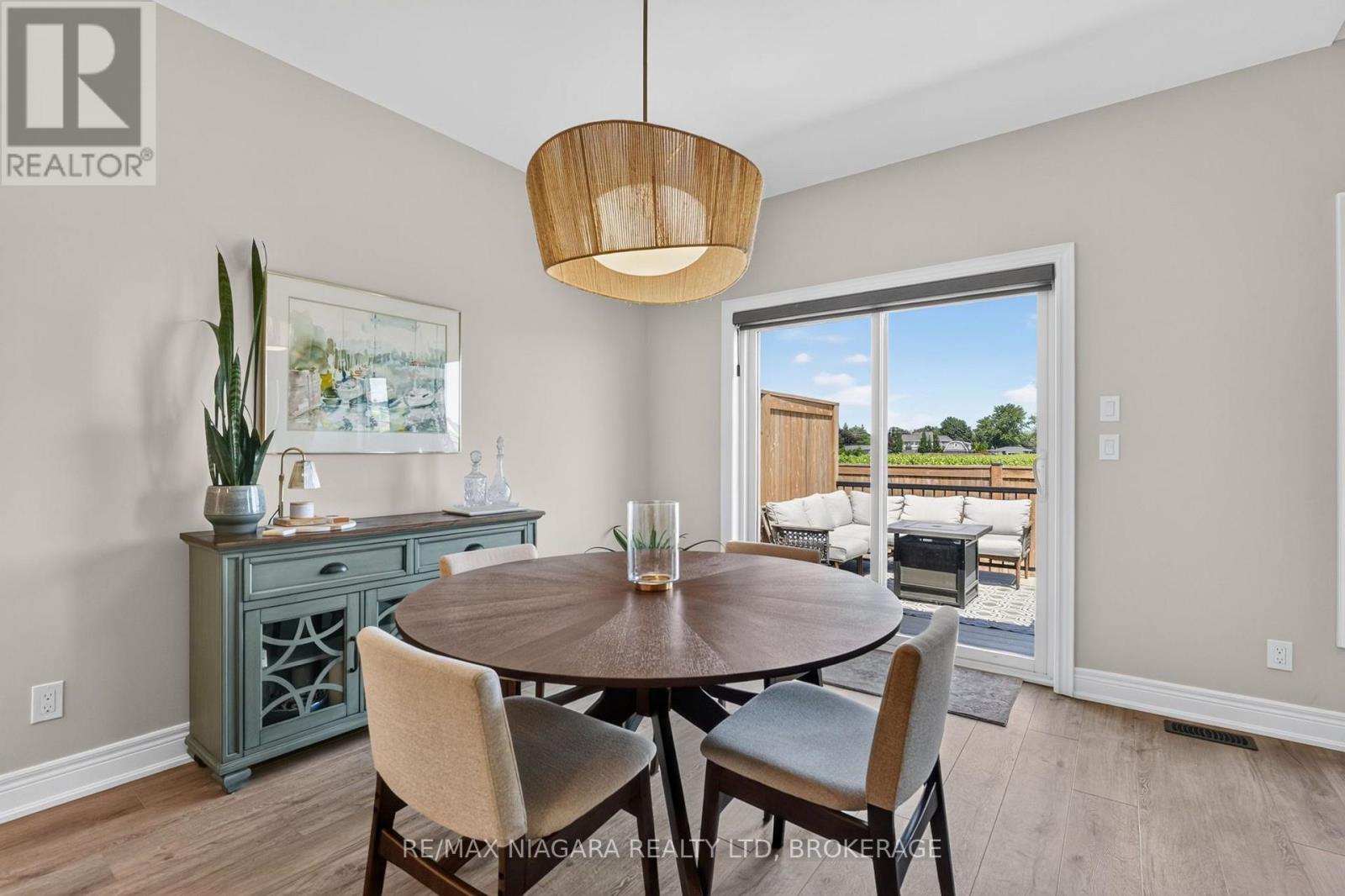 24 Peachtree Lane, Niagara-On-The-Lake, Ontario  L0S 1T0 - Photo 13 - X13547428