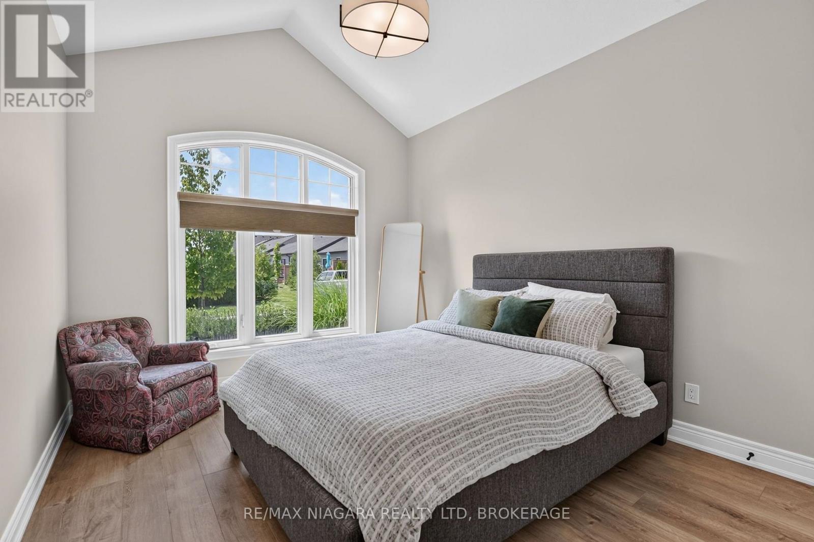 24 Peachtree Lane, Niagara-On-The-Lake, Ontario  L0S 1T0 - Photo 5 - X13547428