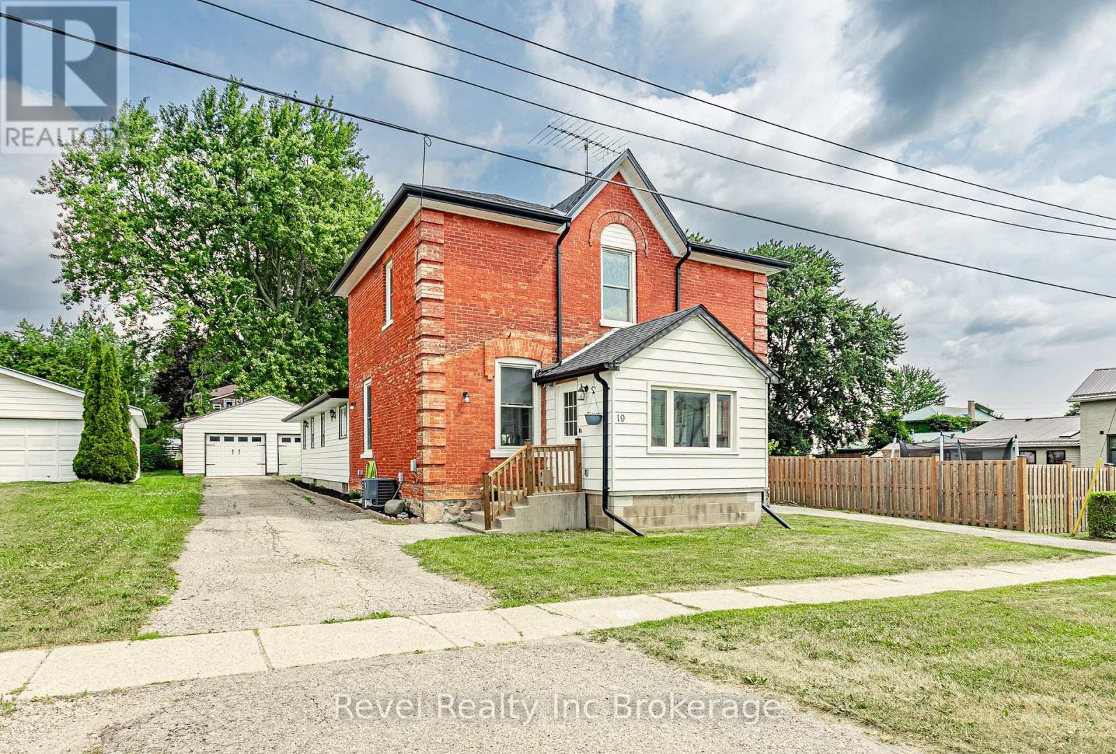 19 Murray Street, Blandford-Blenheim, Ontario  N0J 1B0 - Photo 1 - X13547416