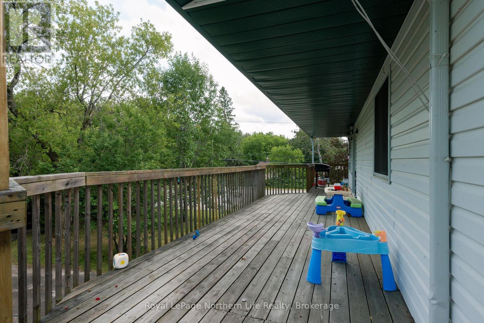 1006 Lakeshore Drive, North Bay, Ontario  P1A 2H3 - Photo 45 - X13512580