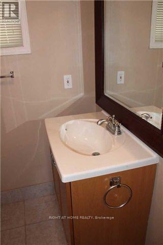 77 St Germain Avenue, Toronto, Ontario  M5M 1V9 - Photo 21 - C13547390