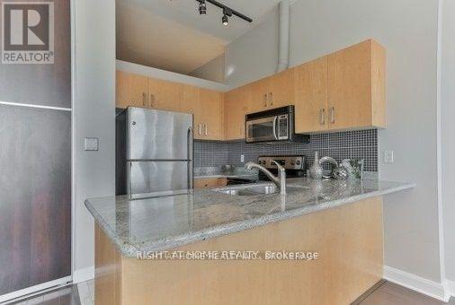 813 - 700 King Street W, Toronto, Ontario M5V 2Y6 - Photo 6 - C13547486