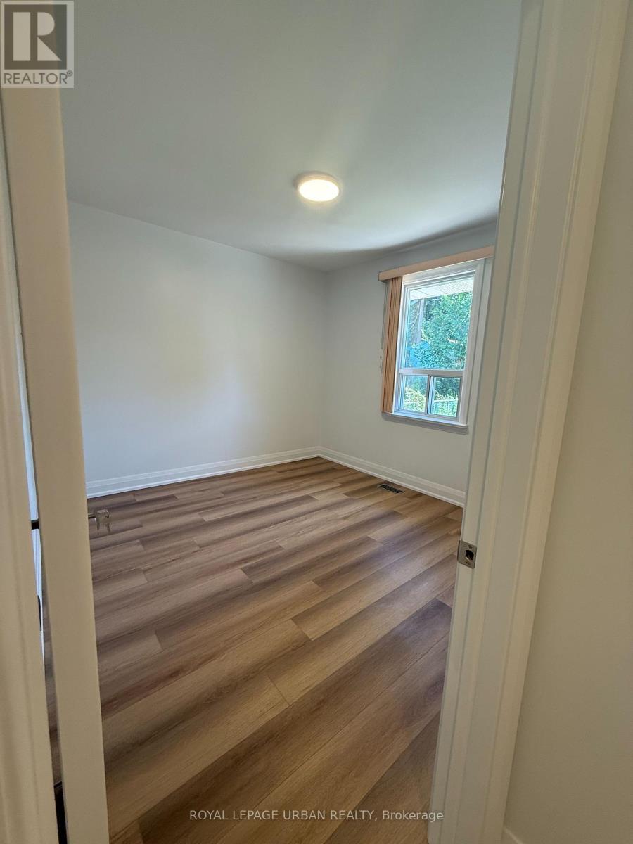 21 Chopin Avenue, Toronto, Ontario  M1K 2W3 - Photo 13 - E13547494
