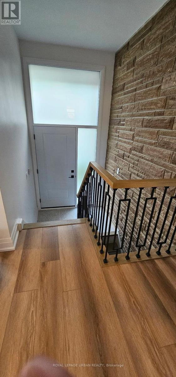 21 Chopin Avenue, Toronto, Ontario  M1K 2W3 - Photo 2 - E13547494