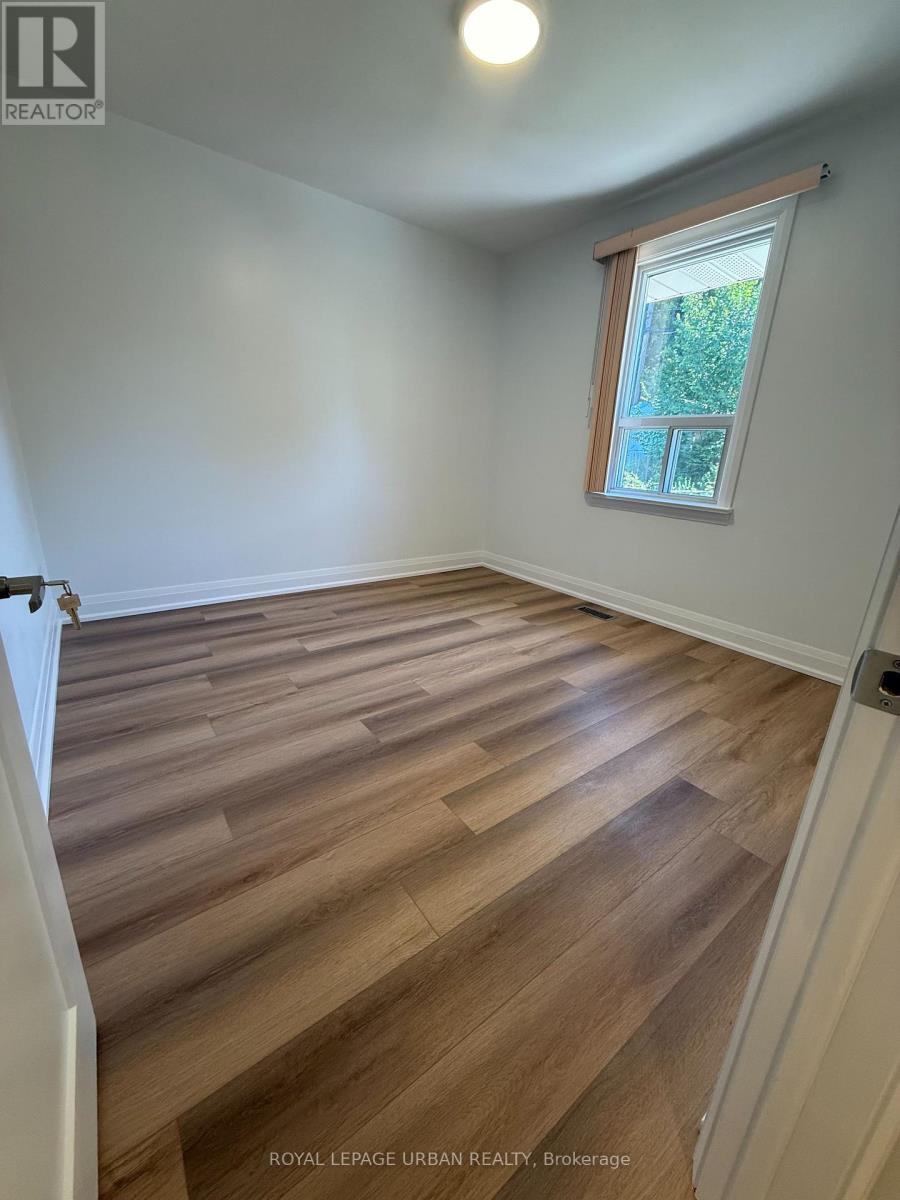 21 Chopin Avenue, Toronto, Ontario  M1K 2W3 - Photo 9 - E13547494