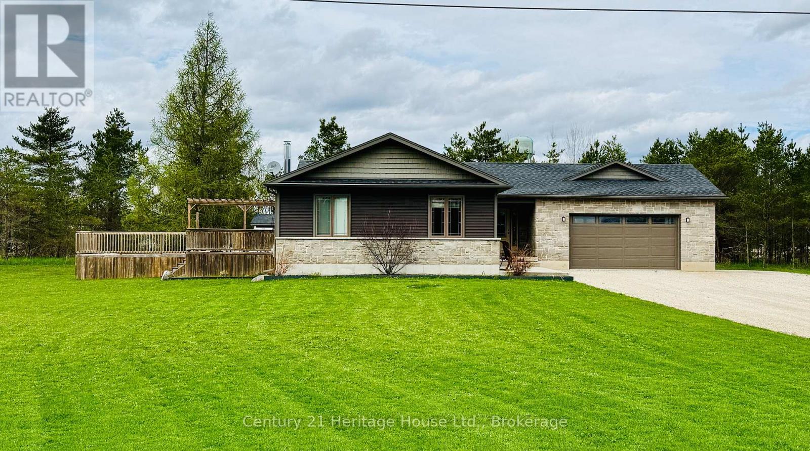 201 HUTTON HILL ROAD, West Grey, Ontario