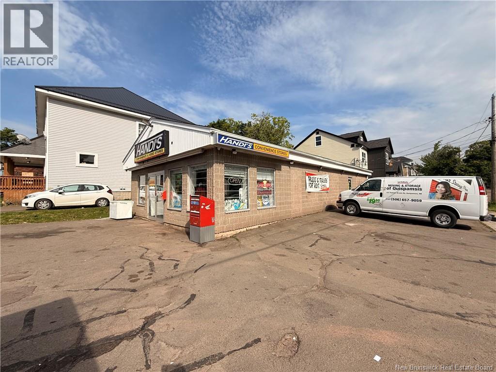 209 John Street, Moncton, New Brunswick  E1C 2J2 - Photo 3 - NB143451