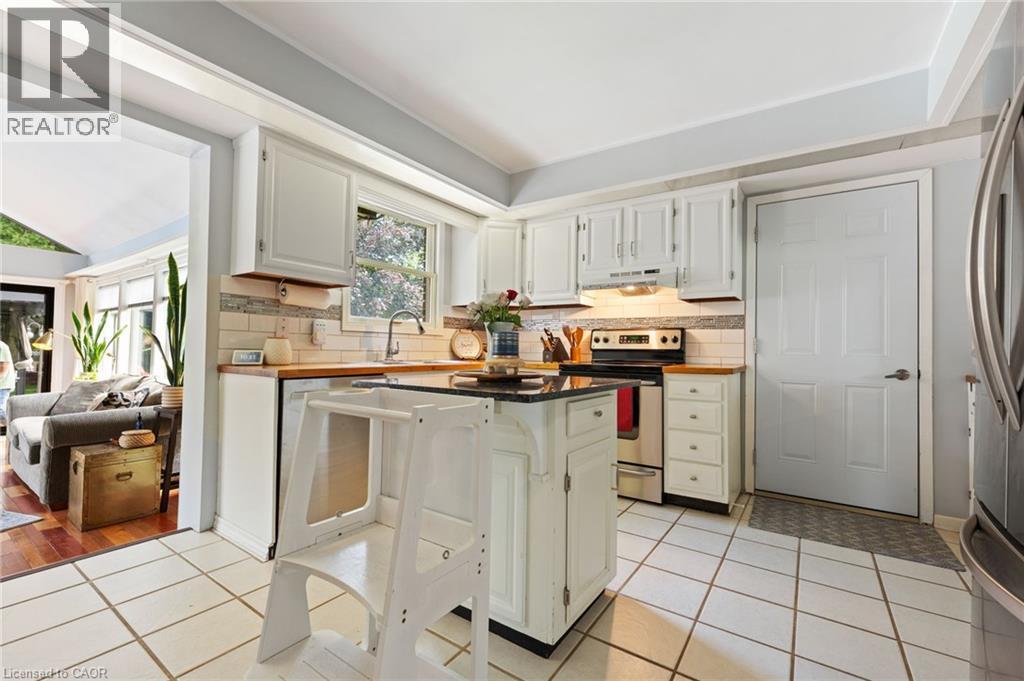 1015 Queen Street, Courtland, Ontario  N0J 1E0 - Photo 6 - 40842654