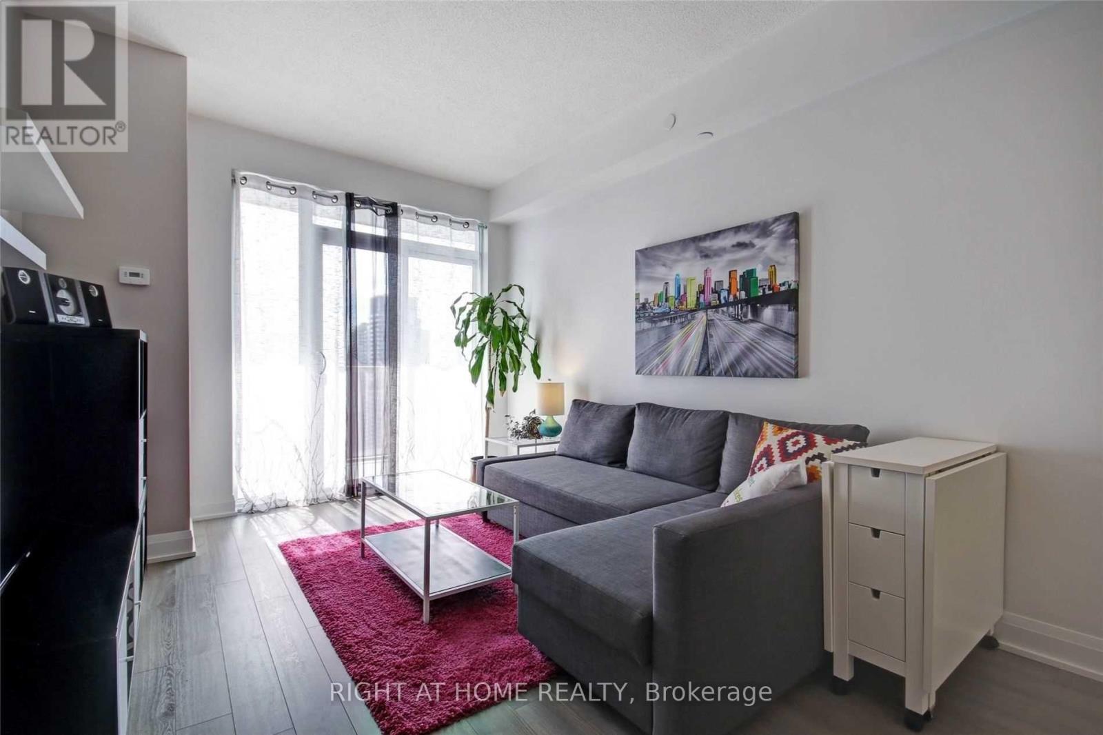 3204 - 56 Annie Craig Drive, Toronto, Ontario  M8V 0C5 - Photo 3 - W13547504