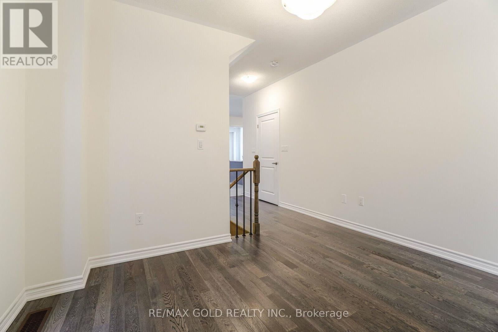 26 Del Grappa Street, Caledon, Ontario  L7C 4L1 - Photo 6 - W13547520