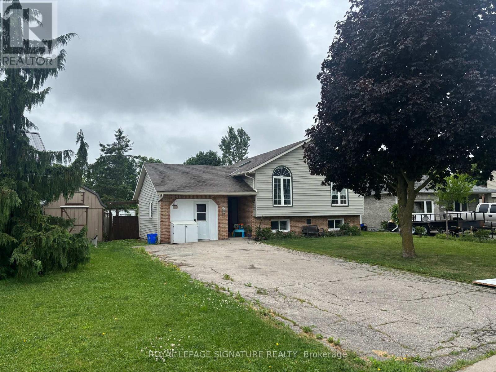 23 MARLEY CRESCENT, Haldimand