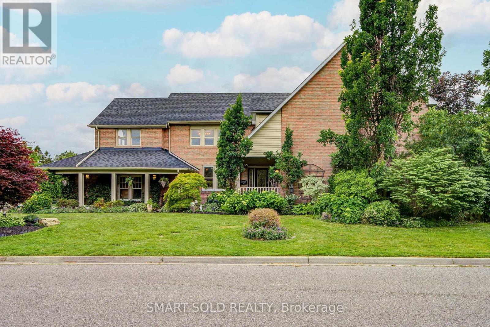 84 Longwater Chase, Markham, Ontario  L3R 4A8 - Photo 2 - N13486866