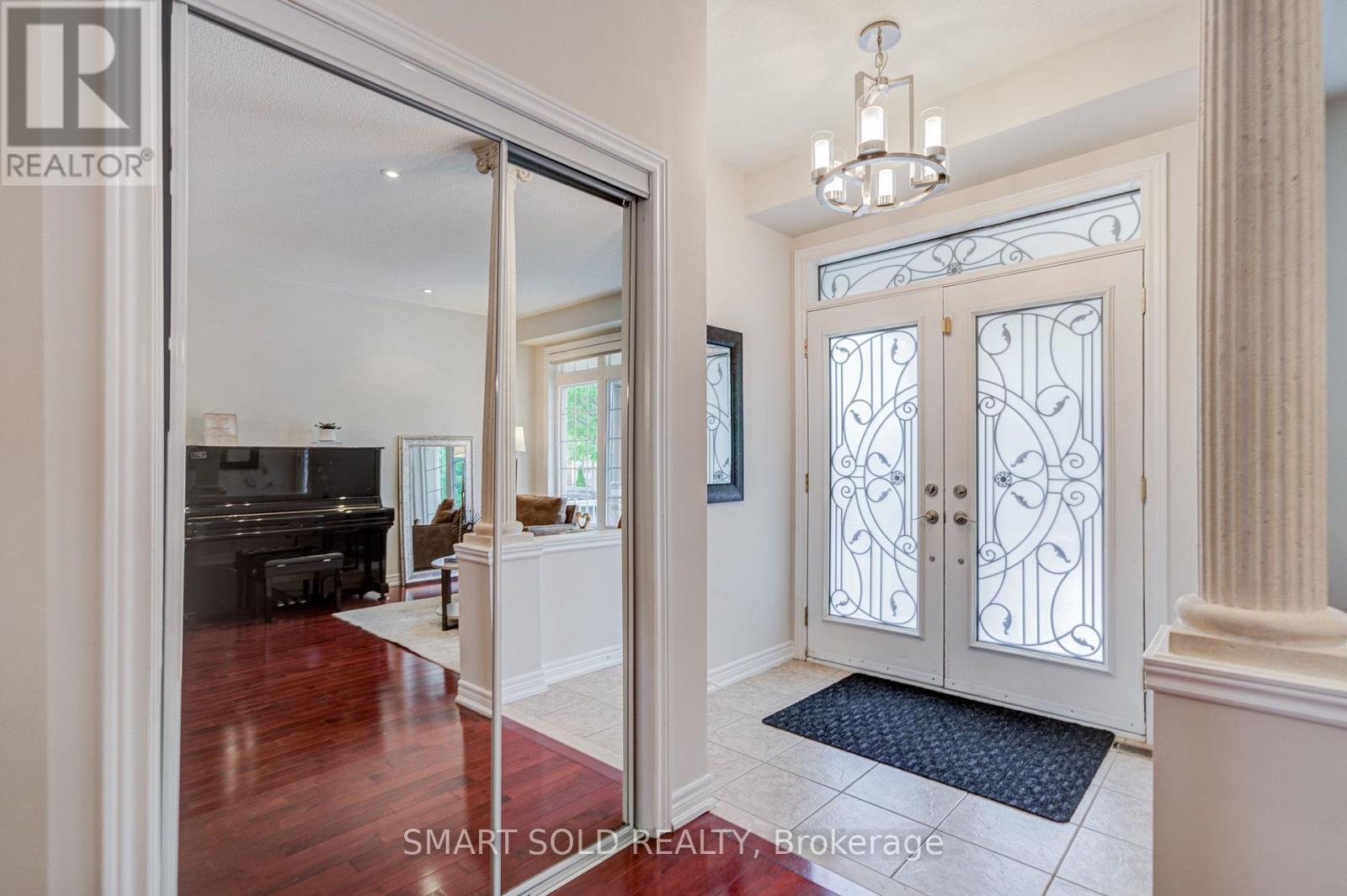 34 Jacobi Court, Vaughan, Ontario  L4J 9H8 - Photo 9 - N13546956