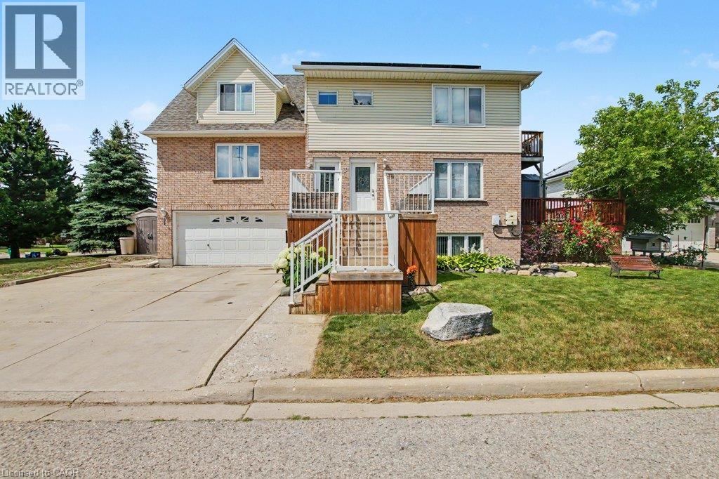 3 Colyer Place Unit# Upper, Kitchener, Ontario  N2K 4E3 - Photo 1 - 40846989