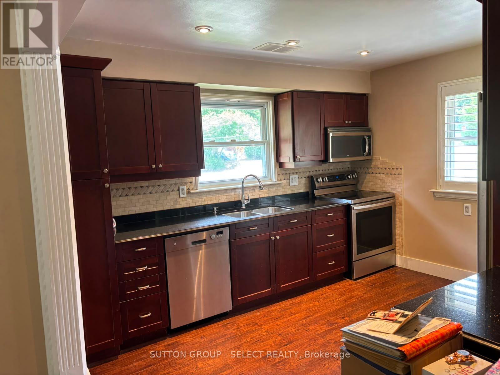 316 Ridgewood Crescent, London South, Ontario  N6J 3G6 - Photo 13 - X13547558