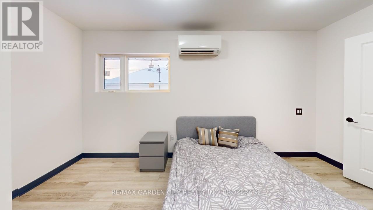 Main - 670 Upper Wellington Street, Hamilton, Ontario  L9A 3R1 - Photo 10 - X13547652