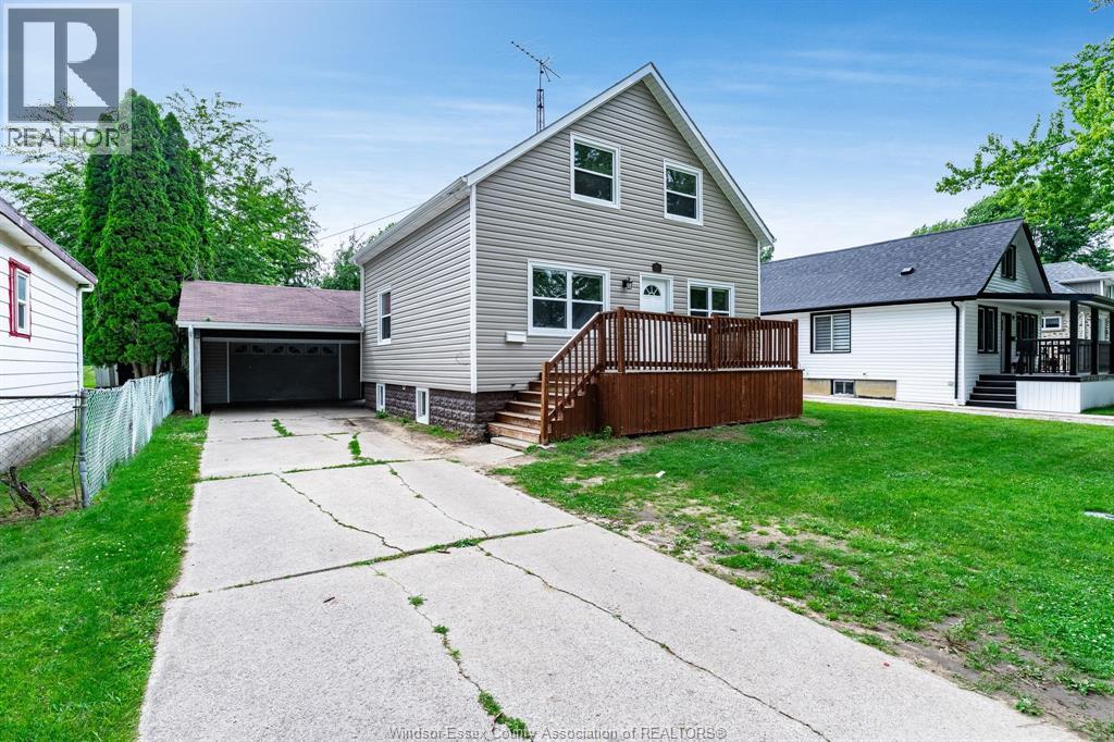 MLS# 26016529: 13 Poplar STREET, Leamington, Canada