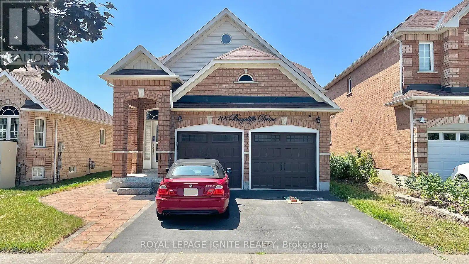 88 BAYCLIFFE DRIVE, Whitby (Williamsburg)