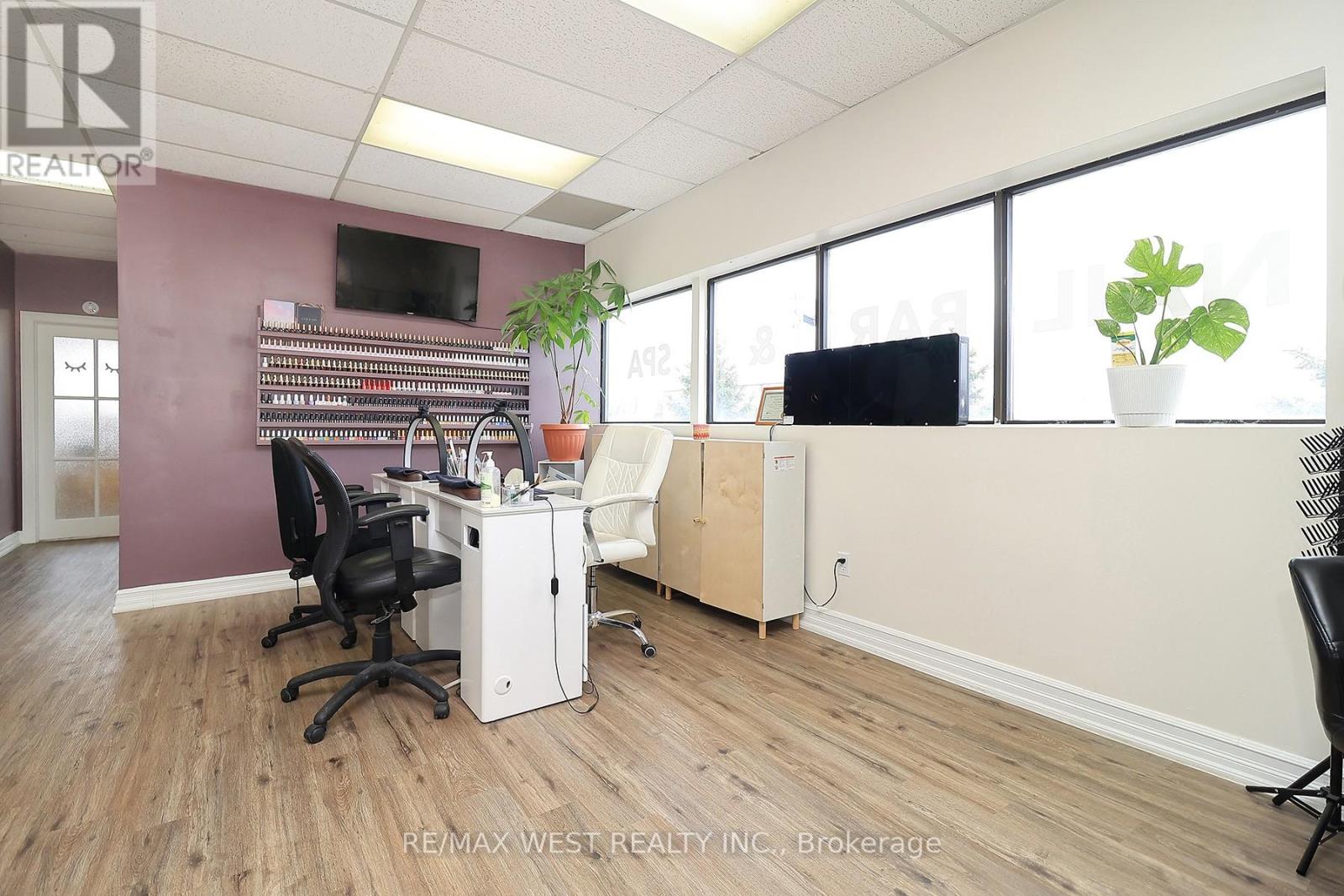 3702 Kingston Road, Toronto, Ontario  M1J 3H3 - Photo 6 - E12926728