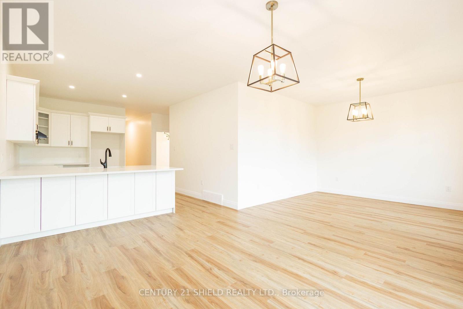 2288 Crewson Court, Cornwall, Ontario  K6H 0H5 - Photo 4 - X13547640