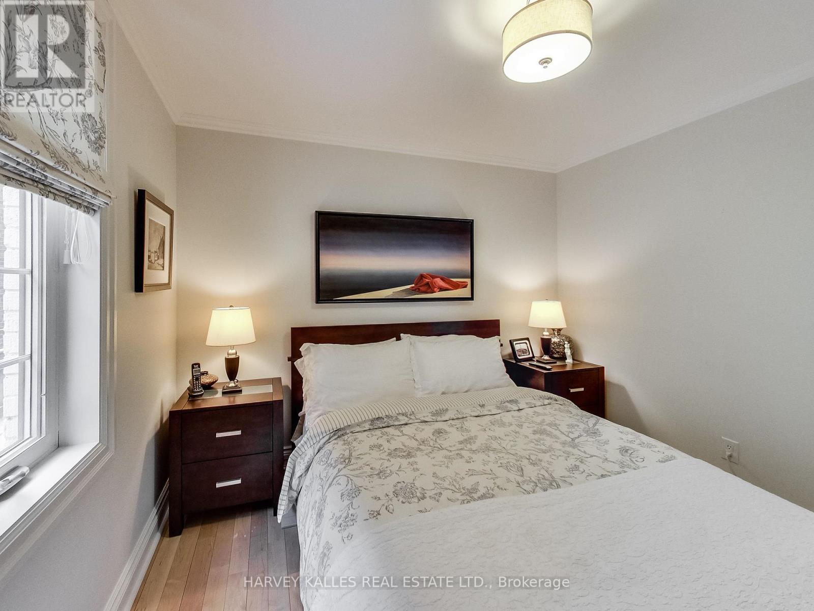 Main - 9 Highbourne Road, Toronto, Ontario  M5P 2J1 - Photo 23 - C13547550