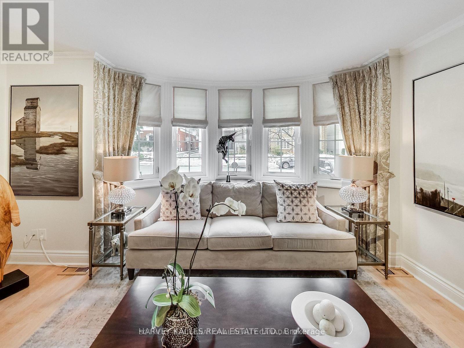 Main - 9 Highbourne Road, Toronto, Ontario  M5P 2J1 - Photo 5 - C13547550