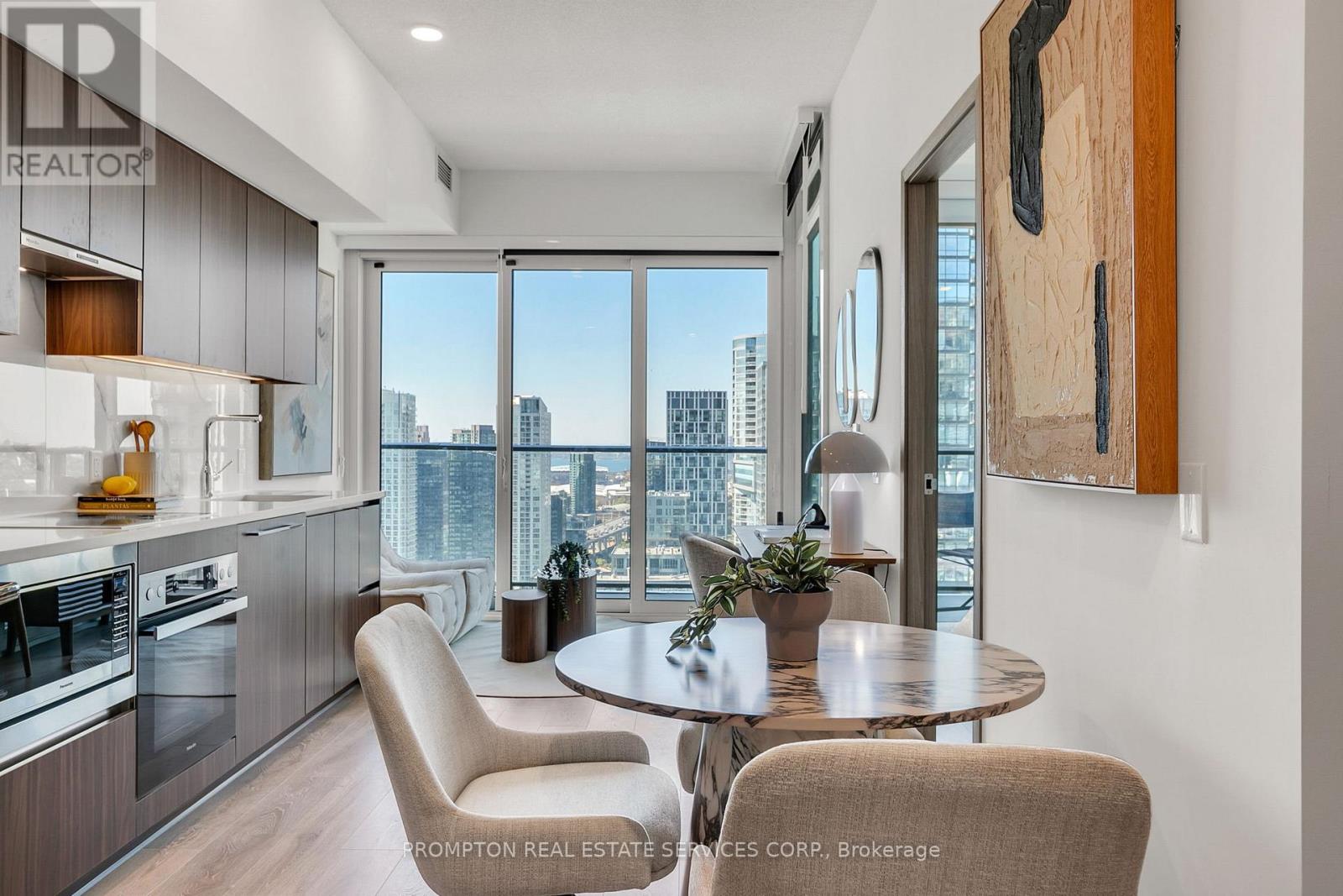 3515 - 3 Concord Cityplace Way, Toronto, Ontario  M5V 0X4 - Photo 16 - C13547552
