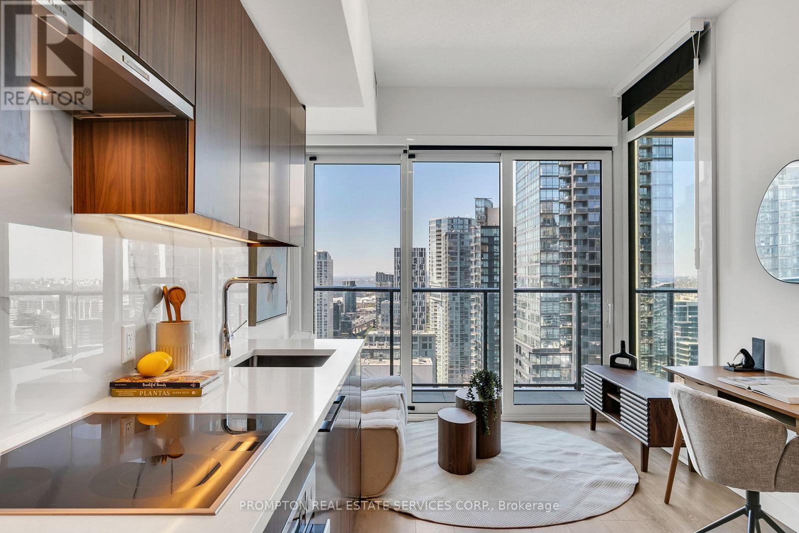 3515 - 3 Concord Cityplace Way, Toronto, Ontario  M5V 0X4 - Photo 20 - C13547552