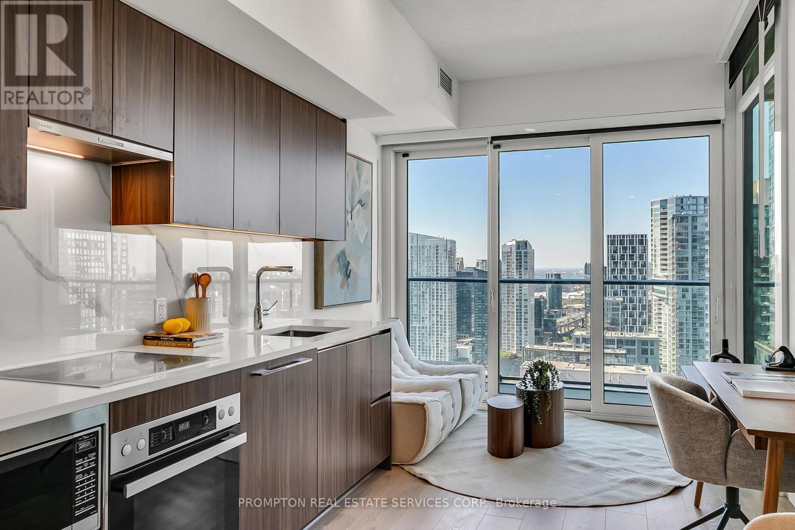 3515 - 3 Concord Cityplace Way, Toronto, Ontario  M5V 0X4 - Photo 21 - C13547552