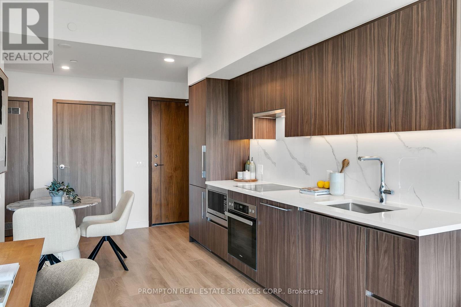 3515 - 3 Concord Cityplace Way, Toronto, Ontario  M5V 0X4 - Photo 22 - C13547552