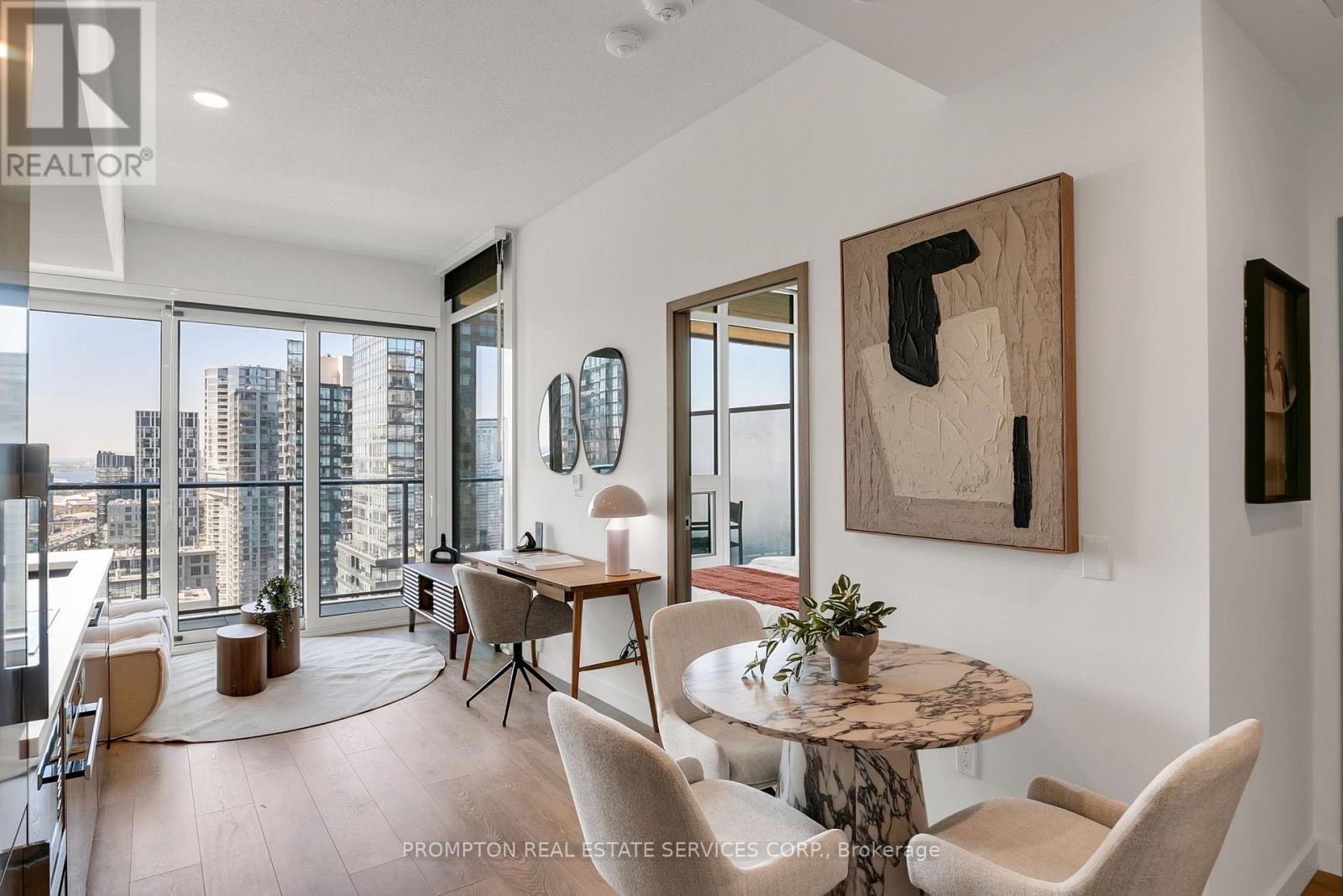 3515 - 3 Concord Cityplace Way, Toronto, Ontario  M5V 0X4 - Photo 6 - C13547552
