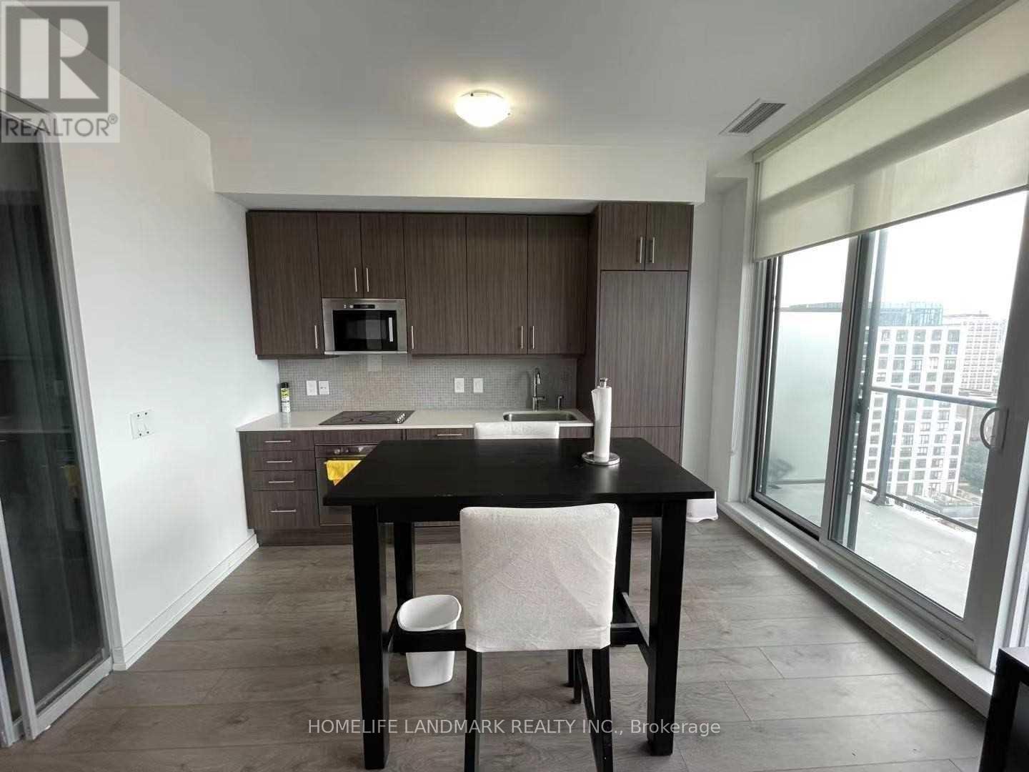 Ph3 - 297 College Street, Toronto, Ontario M5T 1S2 - Photo 2 - C13547638