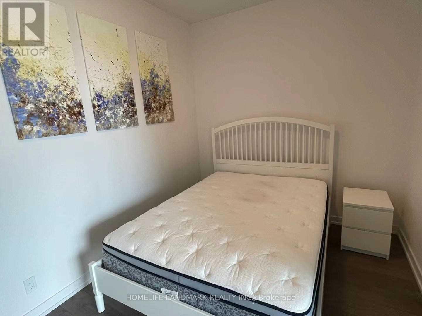 Ph3 - 297 College Street, Toronto, Ontario M5T 1S2 - Photo 4 - C13547638